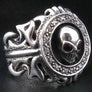 แหวนเงินแท้ ดีไซน์กะโหลกบนโล่กลม