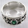แหวนเงินแท้ฝีงพลอยสีเขียวมรกตเล็ก