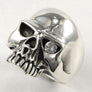 แหวนเงินแท้หัวกะโหลกเกลี้ยงตาเพชร