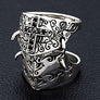 แหวนเงินโล่ห์อัศวินกางเขนฝังพลอยดำ