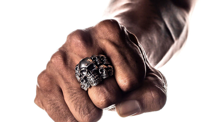 บ่งบอกตัวตนด้วยแหวนไบค์เกอร์และเครื่องประดับเงิน