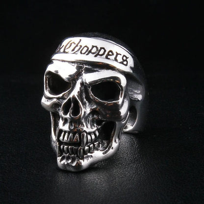 แหวนเงินแท้ 925 กะโหลก Deadcity Choppers มุมเฉียงอีกฝั่ง