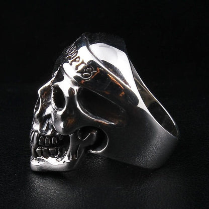 แหวนเงินแท้ 925 กะโหลก Deadcity Choppers หมวกมุมเฉียงอีกด้าน