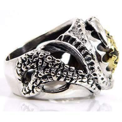แหวนเงินแท้ 925 กะโหลกมัจจุราชกรงเล็บเคลือบทอง 14K มุมด้านข้างเห็นลายเกล็ด
