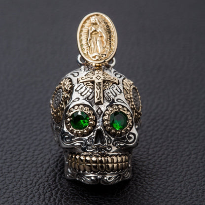 จี้เงินแท้ 925 Sugar Skull ตาเขียวลายกางเขน ภาพด้านหน้าของจี้
