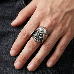 แหวนเงินแท้ 925 หมวก Darth Vader ภาพสวมบนนิ้วมือ