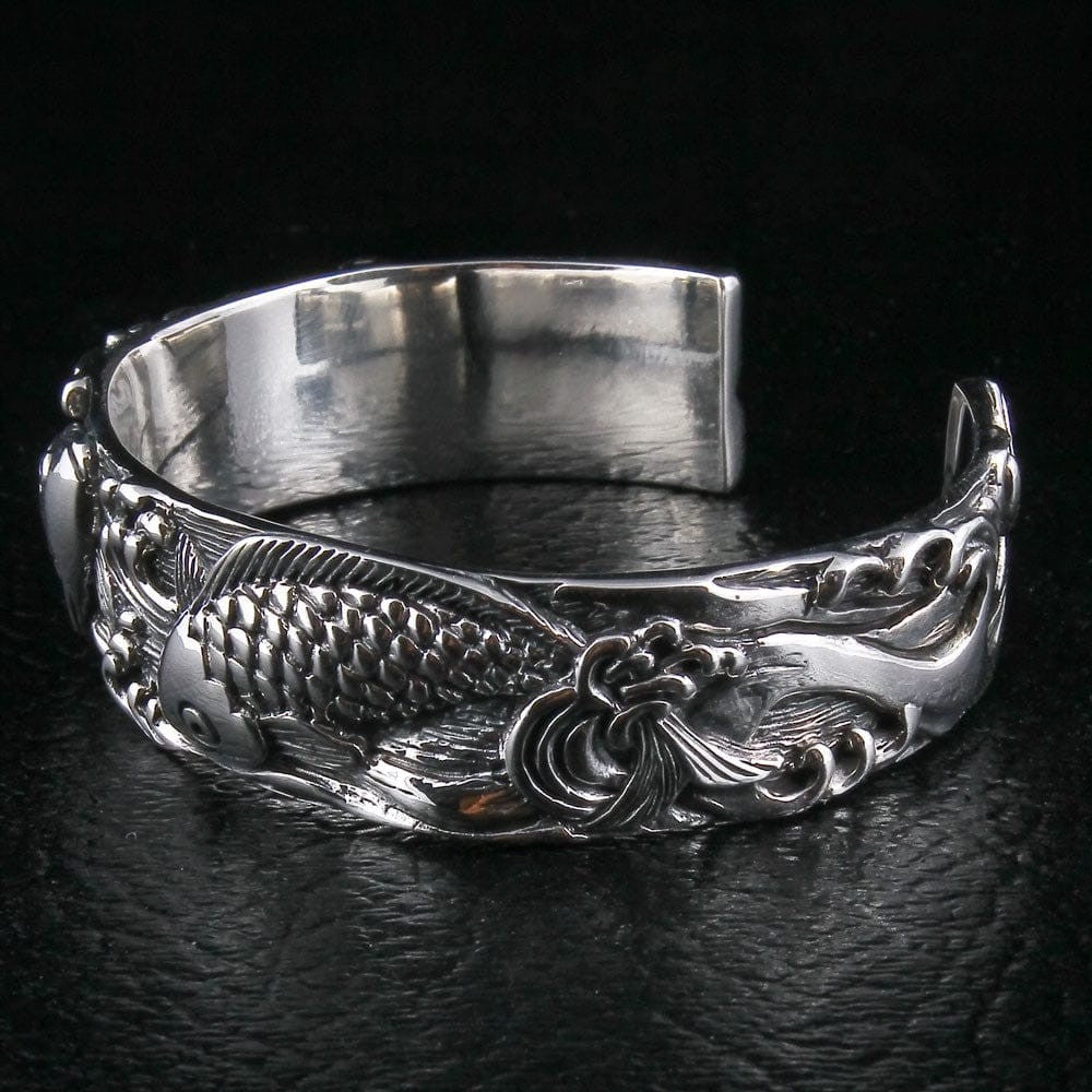 กำไลข้อมือปลาคาร์ฟเงินแท้ 925 ภาพด้านในกำไลและปลายเปิด