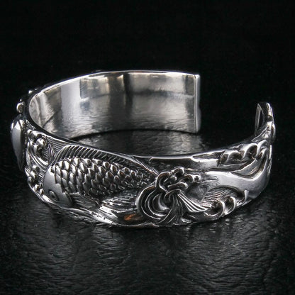 กำไลข้อมือปลาคาร์ฟเงินแท้ 925 ภาพด้านในกำไลและปลายเปิด
