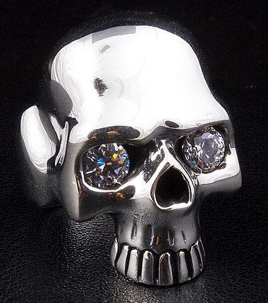 แหวนเงินแท้หัวกะโหลกหุ่นยนต์ตาเพชร