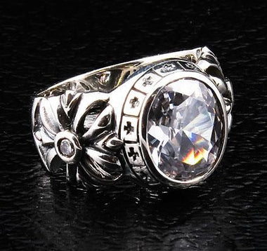 แหวนเงินแท้พลอยขาวไวท์โทพาสดีไซส์กางเขน