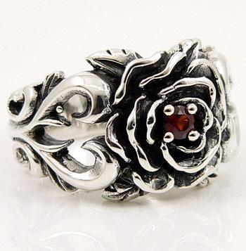 แหวนเงินดอกกุหลาบพลอยแดง