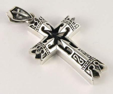 จี้เงินแท้ ดีไซน์กางเขนฉลุ