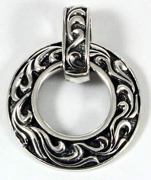 จี้เงินแท้ ทรงกลมสลักลาย รหัส 2499