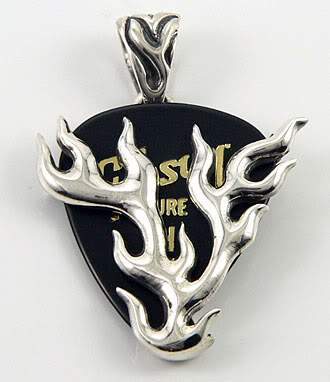 จี้เงินแท้ดีไซน์สำหรับใส่ปิ๊กกีตาร์ลายไฟ