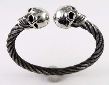 กำไลสร้อยข้อมือเงินแท้ หัวกะโหลก (ตัวเรือนเป็นสแตนเลส) รหัส 1142