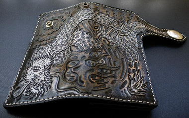 กระเป๋าหนังวัวฉลุลายมังกรไรเดอร์