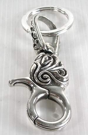 พวงกุญแจเงินแท้ แทตทู รหัส R2567