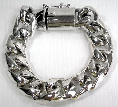 สร้อยข้อมือเงินแท้ลายเกลี้ยงขนาด 1.5cm.