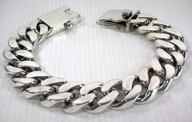 สร้อยข้อมือเงินแท้ลายเกลี้ยงขนาด 2cm.