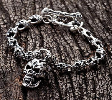 สร้อยข้อมือเงินแท้ลายหัวกะโหลกไฟ